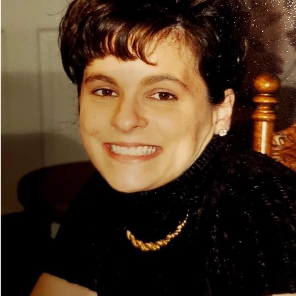 Meet your Posher, Heather - Picture 5 of 9